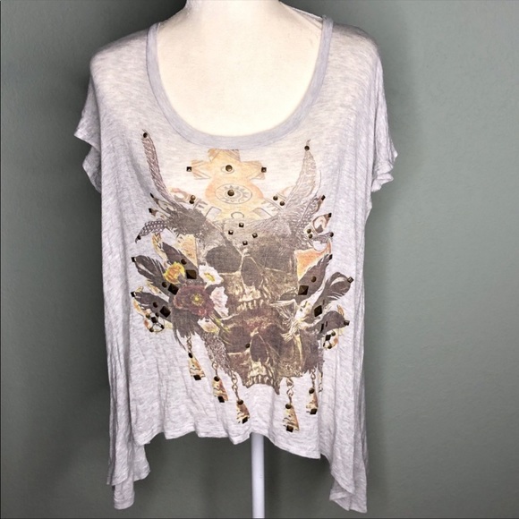 Daydreamer Skull Feathers asymmetrical tee - Picture 1 of 5